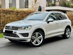 Weiß Gebraucht 2015 VW Touareg R-line SUV | 17.900 € (Guter Preis)