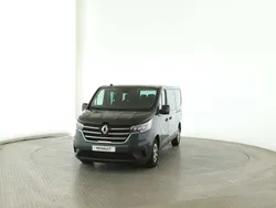 Grau Gebraucht 2024 Renault Trafic Life Van | 33.990 € (Teuer)