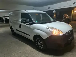Weiß Gebraucht 2014 Opel Combo Van / Kleinbus | 7.700 €