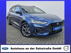 Chromablau metallic Neu 2025 Ford Focus ST-Line X Kombi | 29.798 € (Guter Preis)