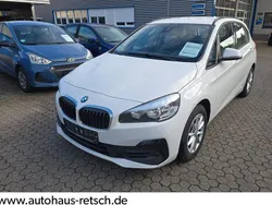 Weiß Gebraucht 2019 BMW 216 Active Tourer Advantage Van / Kleinbus | 16.900 € (Guter Preis)