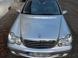 Silber Gebraucht 2005 Mercedes C230 Avantgarde Kombi | 5.500 € (Teuer)