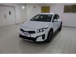 Weiss Gebraucht 2024 Kia XCeed Vision SUV | 24.890 € (Fairer Preis)