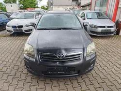 Grau Gebraucht 2007 Toyota Avensis Executive Kombi | 1.200 € (Superpreis)