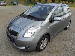 Silber Gebraucht 2008 Toyota Yaris Kleinwagen | 3.250 € (Guter Preis)