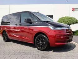 2farbenlackierung schwarzrot Gebraucht 2023 VW T7 Edition Van | 62.390 € (Teuer)