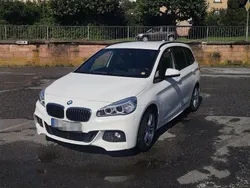 Weiß Gebraucht 2016 BMW 220 Gran Tourer Performance Van / Kleinbus | 16.490 € (Fairer Preis)
