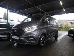 Magneticgrau (metallic) Gebraucht 2021 Ford Tourneo Custom Sport Van / Kleinbus | 39.890 € (Teuer)