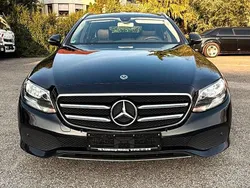 Schwarz Gebraucht 2019 Mercedes E220 Kombi | 14.280 € (Fairer Preis)