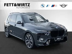 Grau Neu 2024 BMW X7 M Sport SUV | 121.590 € (Fairer Preis)