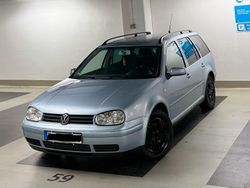 Grau Gebraucht 2005 VW Golf IV Kombi | 2.000 € (Fairer Preis)