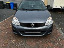 Blau Gebraucht 2009 Renault Clio II Campus Kleinwagen | 800 € (Superpreis)