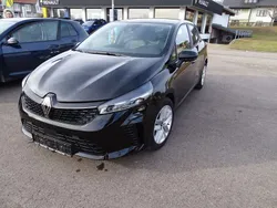 Sternenschwarz Gebraucht 2024 Renault Clio V Evolution Kleinwagen | 18.600 € (Etwas zu teuer)