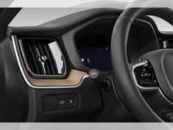 Vapour grey Neu 2025 Volvo XC60 Plus SUV | 66.990 € (Fairer Preis)