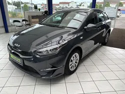 Grau Gebraucht 2024 Kia Ceed Sportswagon Kombi | 16.995 € (Superpreis)