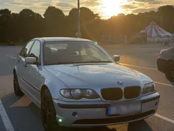 Silber Gebraucht 2003 BMW 318 Limousine | 2.500 € (Fairer Preis)