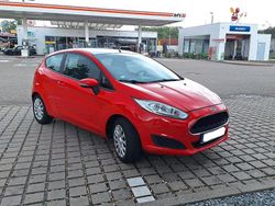 Rot Gebraucht 2016 Ford Fiesta Kleinwagen | 5.499 € (Fairer Preis)