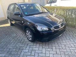 Schwarz Gebraucht 2009 Kia Rio 2 Kleinwagen | 1.990 € (Fairer Preis)