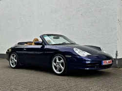 Porsche 911 Carrera 4 Cabriolet