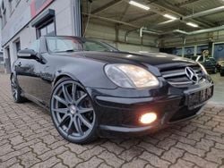 Schwarz Gebraucht 2002 Mercedes SLK32 AMG AMG Cabrio | 14.745 €