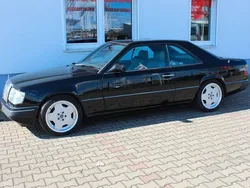 Schwarz Gebraucht 1991 Mercedes E300 Coupé | 12.990 €