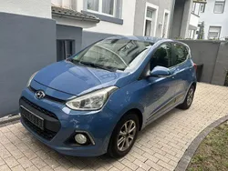 Blau Gebraucht 2015 Hyundai i10 Style Kleinwagen | 8.990 € (Fairer Preis)