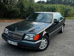 Schwarz Gebraucht 1991 Mercedes 300 SE Limousine | 7.300 €