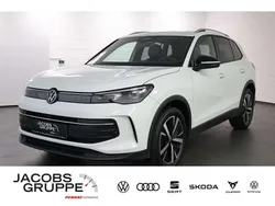 Weiß Gebraucht 2024 VW Tiguan Goal SUV | 40.880 € (Fairer Preis)
