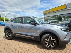 Kontrast grau/quarz silber Gebraucht 2021 Opel Mokka-e Elegance SUV | 18.990 € (Fairer Preis)