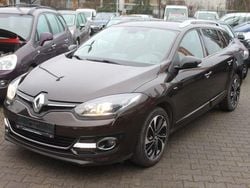 Braun Gebraucht 2015 Renault Mégane III Bose Edition Limousine | 8.600 € (Fairer Preis)