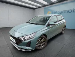 Grün Neu 2025 Hyundai i20 Kleinwagen | 21.399 € (Guter Preis)