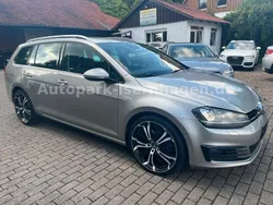 Grau Gebraucht 2015 VW Golf VII Highline Kombi | 10.499 € (Guter Preis)