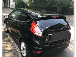 Schwarz Gebraucht 2015 Ford Fiesta SYNC Edition Kleinwagen | 5.500 € (Fairer Preis)