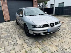 Silber Gebraucht 1999 Seat Toledo Limousine | 900 €