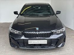 Saphirschwarz met. Gebraucht 2024 BMW 330 M Sport Limousine | 42.640 € (Superpreis)