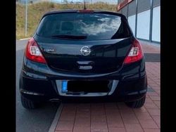 Schwarz Gebraucht 2011 Opel Corsa Kleinwagen | 2.190 € (Fairer Preis)