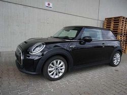 Schwarz Gebraucht 2021 Mini Cooper Kleinwagen | 18.049 € (Fairer Preis)