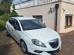 Weiß Gebraucht 2009 Lancia Delta Kleinwagen | 1.850 € (Superpreis)