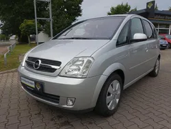 Silber Gebraucht 2004 Opel Meriva Van / Kleinbus | 2.980 € (Etwas zu teuer)