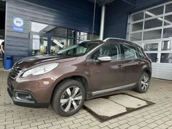 Braun Gebraucht 2013 Peugeot 2008 Active SUV | 7.990 € (Fairer Preis)