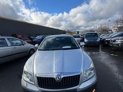 Silber Gebraucht 2009 Skoda Octavia Scout 4x4 Kombi | 2.699 € (Guter Preis)