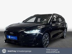 Agate black metallic Gebraucht 2023 Ford Focus ST-Line X Kombi | 20.900 € (Guter Preis)