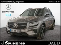 Grau metalliclack mountaingrau Gebraucht 2025 Mercedes GLB200 Progressive SUV | 45.880 € (Fairer Preis)