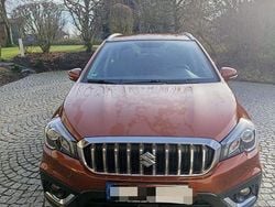 Gold Gebraucht 2017 Suzuki SX4 S-Cross Comfort+ Limousine | 12.800 € (Guter Preis)