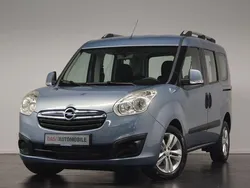 Blau Gebraucht 2012 Opel Combo Edition Van / Kleinbus | 6.600 € (Teuer)