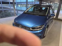 Blau Gebraucht 2016 VW Touran Highline Van / Kleinbus | 17.000 € (Guter Preis)