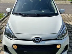 Weiß Gebraucht 2019 Hyundai i10 Trend Kleinwagen | 8.100 € (Guter Preis)