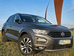 Grau Gebraucht 2022 VW T-Roc SUV | 17.890 €