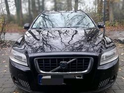 Schwarz Gebraucht 2009 Volvo V70 Momentum Kombi | 5.900 €