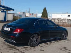 Mercedes E200